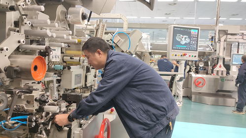 湖南中烟零陵卷烟厂引进第二台国产中速卷接包机组，谱写智能制造新篇章